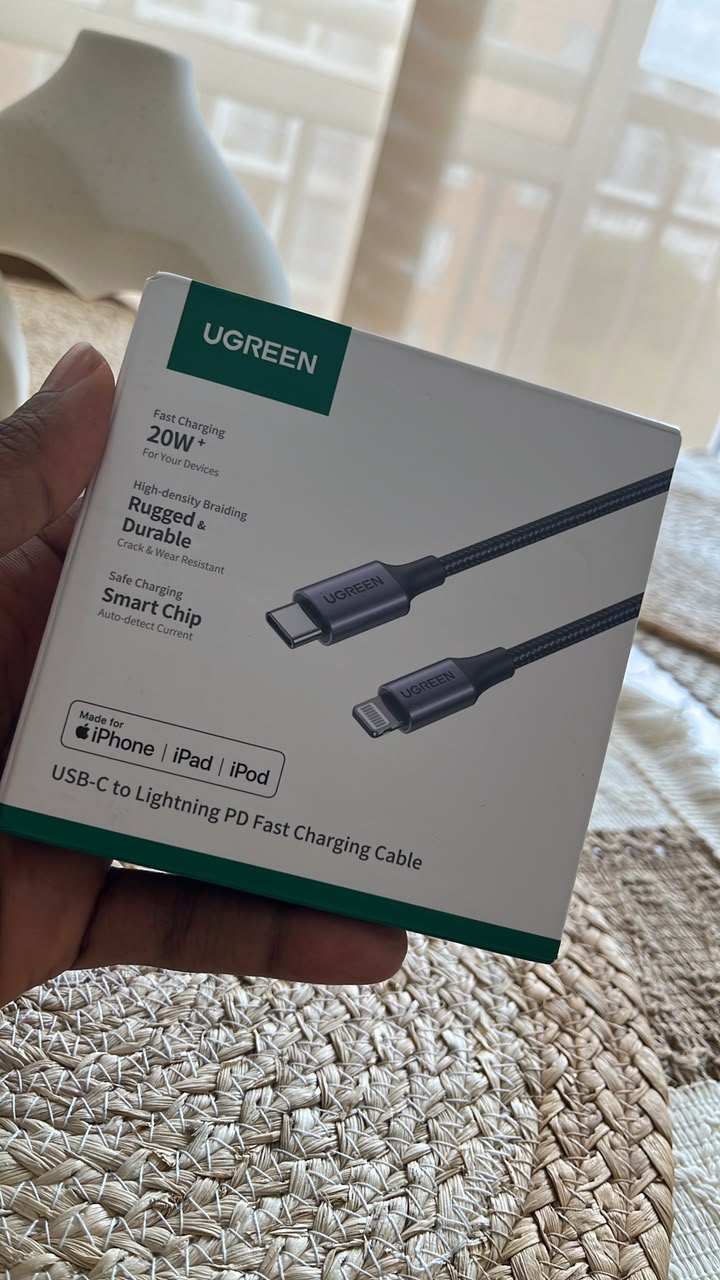 Cable UGREEN USB-C a Lightning 2M PD 20W Original | Certificación MFi para iPhone